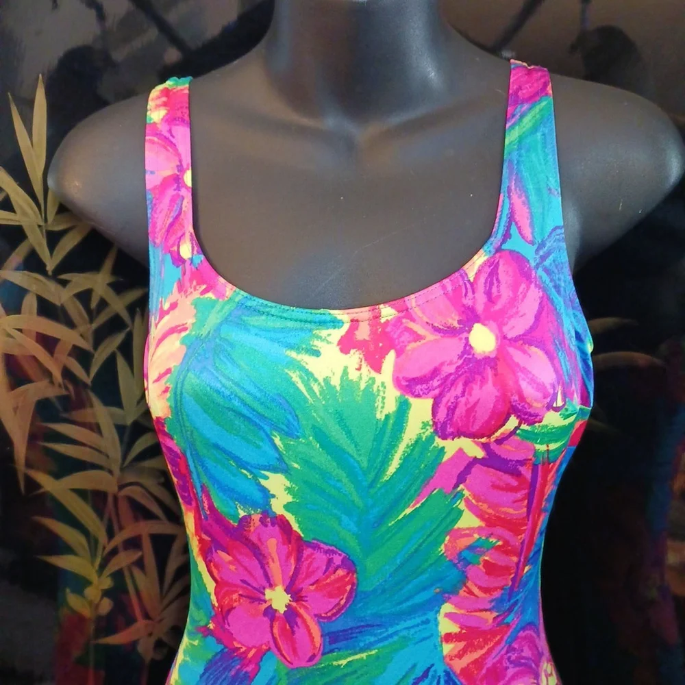 Vintage Le Cove Women's Size 8 One Piece Swimsuit Floral Tropical